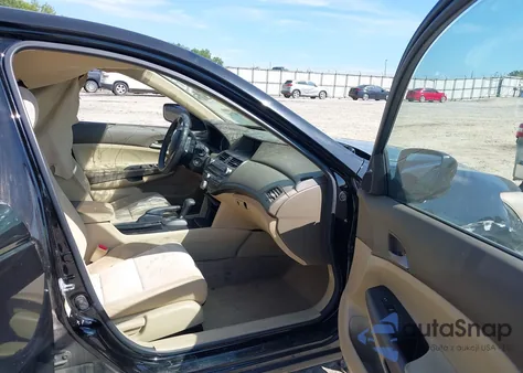 2010 Honda Accord 2.4 Lx-P из США, поврежденный, VIN 1HGCP2F47AA024811